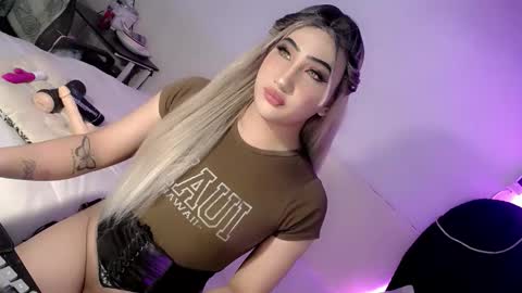 Chesca online show from November 2, 2025, 8:39 am