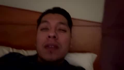 Hung Angel online show from November 6, 2025, 8:04 am