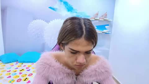 DEMI online show from February 12, 2026, 11:49 am