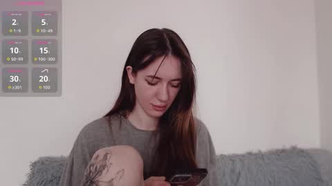 Snapshot of demiamour chatting on November 7, 2025, 9:09 am Demi. not your babybabebb and other shit online show from November 7, 2025, 9:09 am