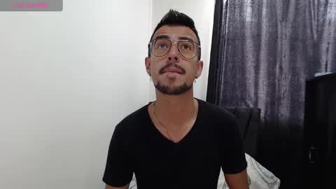 demian_val_4 online show from March 3, 2025, 12:58 pm