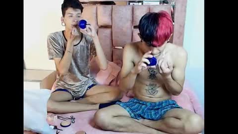 Snapshot of demiansalvatore chatting on November 11, 2025, 7:58 pm Demian and Salvatore online show from November 11, 2025, 7:58 pm