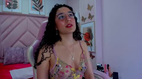 Demi online show from December 5, 2025, 5:49 am