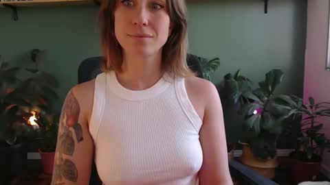 demmetria online show from December 19, 2025, 5:09 pm