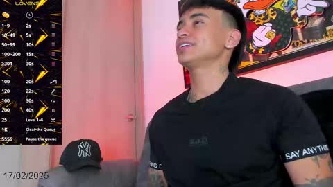 Snapshot of demonaelxx chatting on February 18, 2025, 1:21 am Onlyfans ftmdemonsexxx online show from February 18, 2025, 1:21 am