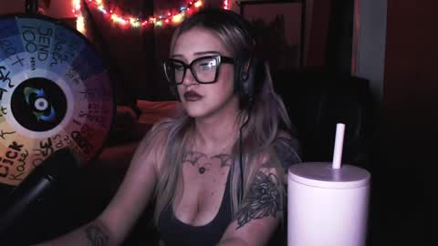 Snapshot of demongf chatting on May 20, 2026, 4:40 am Demoness Mina online show from May 20, 2026, 4:40 am