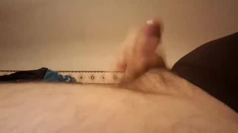 Snapshot of den2807 chatting on February 11, 2025, 2:35 am den2807 online show from February 11, 2025, 2:35 am