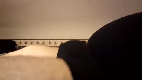 Snapshot of den2807 chatting on March 5, 2025, 6:56 pm den2807 online show from March 5, 2025, 6:56 pm