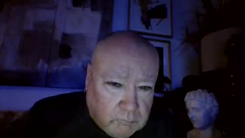 Snapshot of denboisvin2043 chatting on February 13, 2025, 11:39 am denboisvin2043 online show from February 13, 2025, 11:39 am