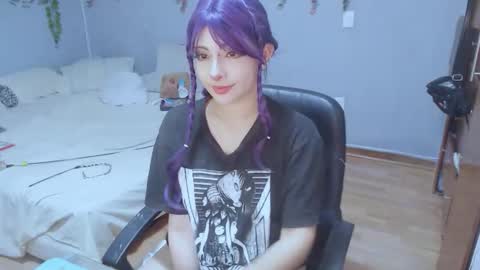 Snapshot of deni_bloom chatting on October 15, 2025, 6:13 am Denisse schedule Monday to Friday 1300-1900 mexican time Saturday-maybe it could be a surprise IDEPENDENT MODEL online show from October 15, 2025, 6:13 am