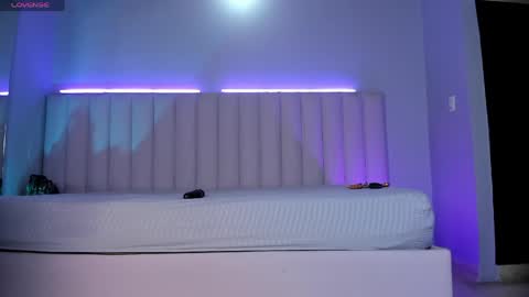 denightjones online show from April 20, 2026, 3:53 am