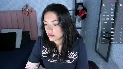 D E N I S  online show from October 4, 2025, 12:25 pm