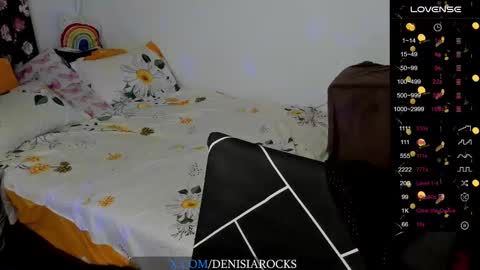 Snapshot of denisiarocks chatting on November 9, 2025, 7:56 pm ---- ---- online show from November 9, 2025, 7:56 pm