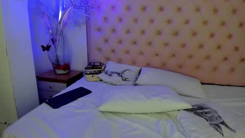 denisse_logan online show from March 8, 2026, 3:10 am