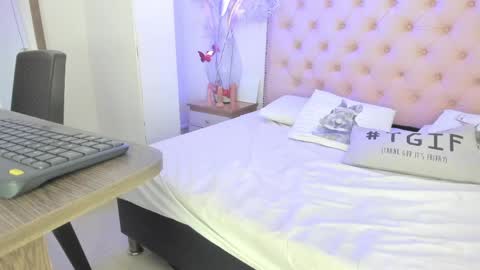 Snapshot of denisse_logan chatting on April 29, 2026, 3:10 am denisse_logan online show from April 29, 2026, 3:10 am