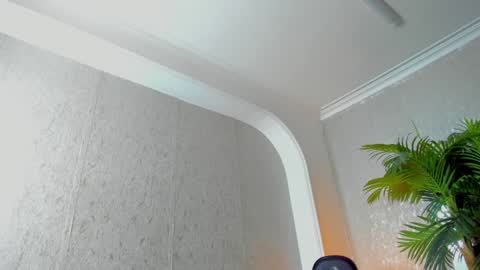 dennis_cox_ online show from January 10, 2025, 12:15 pm