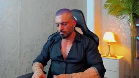 dennis_cox_ online show from January 15, 2025, 6:19 pm