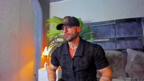 dennis_cox_ online show from March 2, 2025, 9:53 am