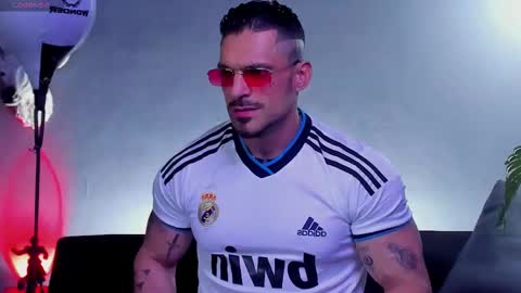 Snapshot of dennis_cox_ chatting on January 15, 2026, 11:30 pm dennis_cox_ online show from January 15, 2026, 11:30 pm