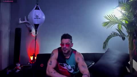 Snapshot of dennis_cox_ chatting on January 18, 2026, 7:34 am dennis_cox_ online show from January 18, 2026, 7:34 am