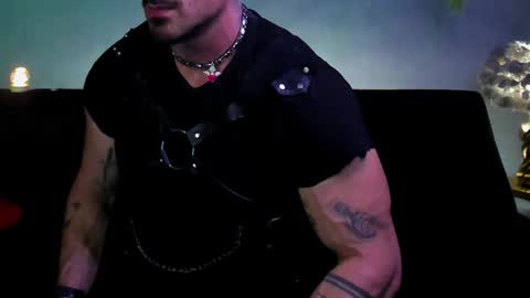 dennis_cox_ online show from April 9, 2026, 9:58 am