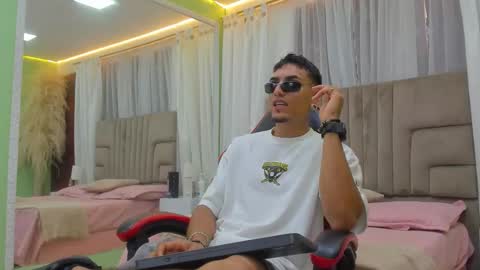 Dennis Kinsey online show from March 25, 2026, 4:46 pm