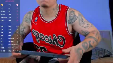 dennis munera online show from September 26, 2025, 11:47 am