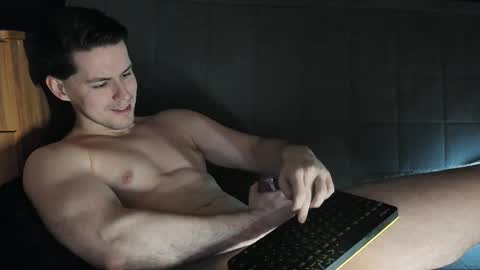 Snapshot of dennis_night chatting on March 9, 2025, 10:52 pm Den online show from March 9, 2025, 10:52 pm