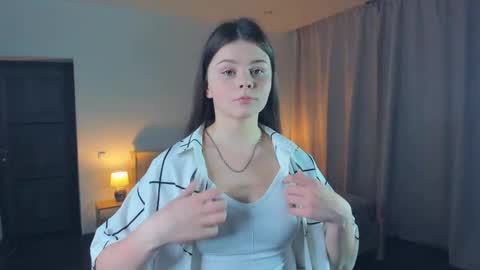 Dennis online show from September 21, 2025, 7:04 pm