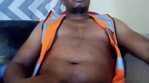 Snapshot of dentzo chatting on December 2, 2024, 9:35 am mastER blACK online show from December 2, 2024, 9:35 am