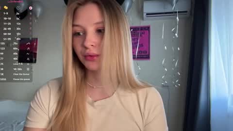 Vi  Victoria online show from April 13, 2026, 1:05 pm