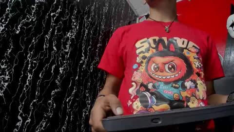 Dereck online show from March 18, 2026, 10:29 am