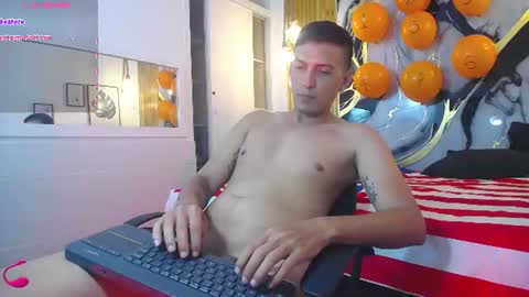 Dereck online show from July 7, 2026, 3:53 am