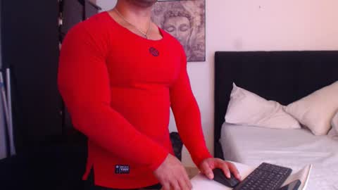 Derek online show from December 21, 2025, 2:02 pm