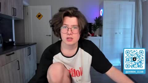 Derek online show from June 8, 2026, 12:16 pm