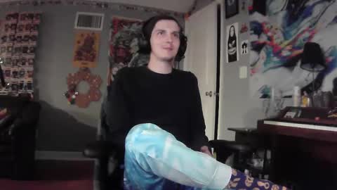 derekdings online show from December 2, 2024, 4:31 am