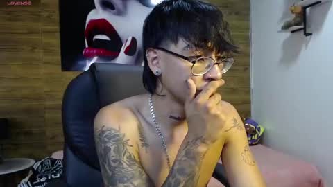 dereck online show from September 17, 2025, 4:58 am