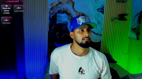 DEREKK   online show from March 26, 2026, 2:39 am