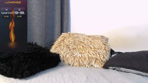 Snapshot of derekolsen_ chatting on January 24, 2025, 5:31 am Derek IG Derekolsen2024 online show from January 24, 2025, 5:31 am