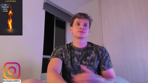 Snapshot of derekolsen_ chatting on September 20, 2025, 2:56 am Derek IG Derekolsen2024 online show from September 20, 2025, 2:56 am