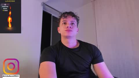 Snapshot of derekolsen_ chatting on October 9, 2025, 2:20 am Derek IG Derekolsen2024 online show from October 9, 2025, 2:20 am