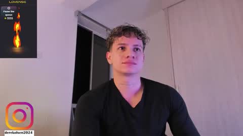 Snapshot of derekolsen_ chatting on October 21, 2025, 3:18 am Derek IG Derekolsen2024 online show from October 21, 2025, 3:18 am