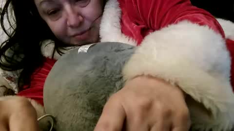 deroseblack online show from December 18, 2024, 8:47 pm