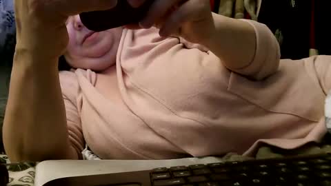 deroseblack online show from February 11, 2025, 6:40 am