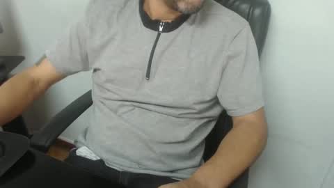     online show from December 18, 2025, 12:44 pm