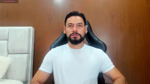 DerryBigger CM online show from October 11, 2025, 7:01 pm