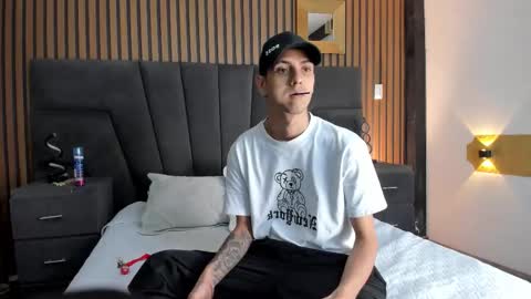 derrymeyers online show from October 27, 2025, 3:54 am