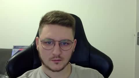 dervechi online show from December 20, 2025, 4:36 pm