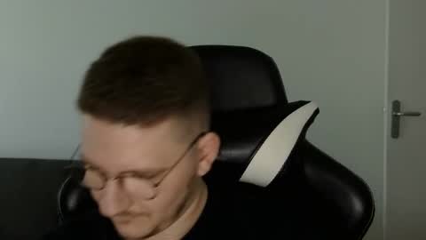 dervechi online show from April 13, 2026, 4:12 pm