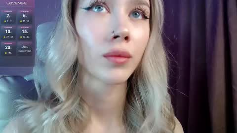 Ari online show from October 25, 2025, 5:19 pm